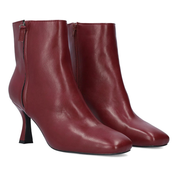 Andres Machado AM4238-23 Heeled Ankle Boot Burgundy 8cm Andres Machado AM4238-23 Heeled Ankle Boot Burgundy 8cm