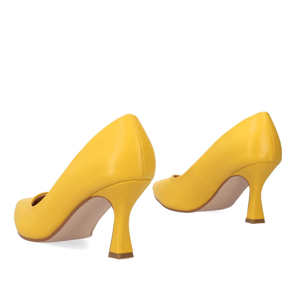 Andres Machado AM5724-24 Pump Yellow 8.5cm Andres Machado AM5724-24 Pump Yellow 8.5cm