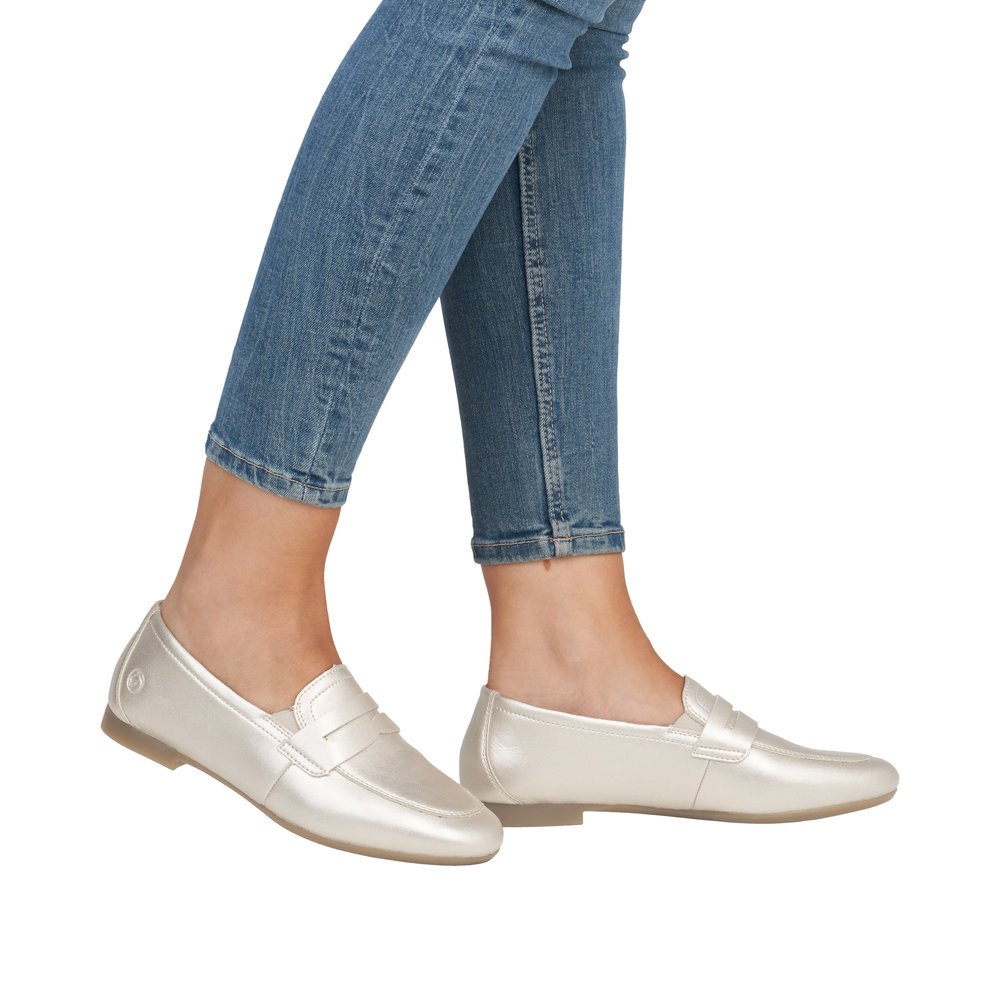 Remonte D0K02-90 Anatomical Leather Moccasin Gold Remonte D0K02-90 Anatomical Leather Moccasin Gold