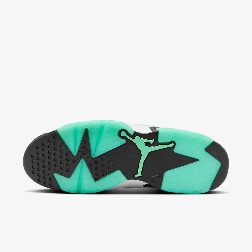 Nike Air Jordan MVP 678 DZ4475-103 Sneaker White Nike Air Jordan MVP 678 DZ4475-103 Sneaker White