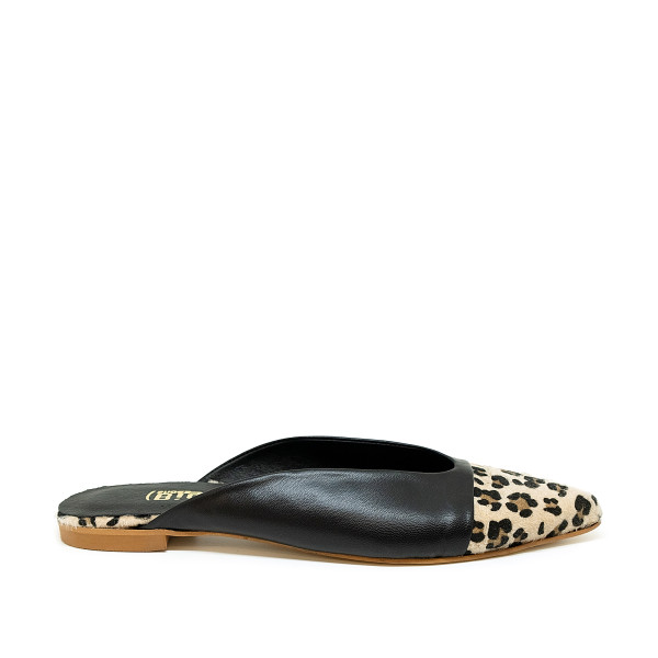Bigshoes GA1162-01 Leather Mule Black Leopard Bigshoes GA1162-01 Leather Mule Black Leopard