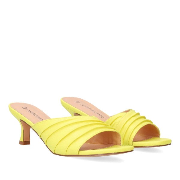 Andres Machado AM5754-24 Mule Yellow 7cm Andres Machado AM5754-24 Mule Yellow 7cm