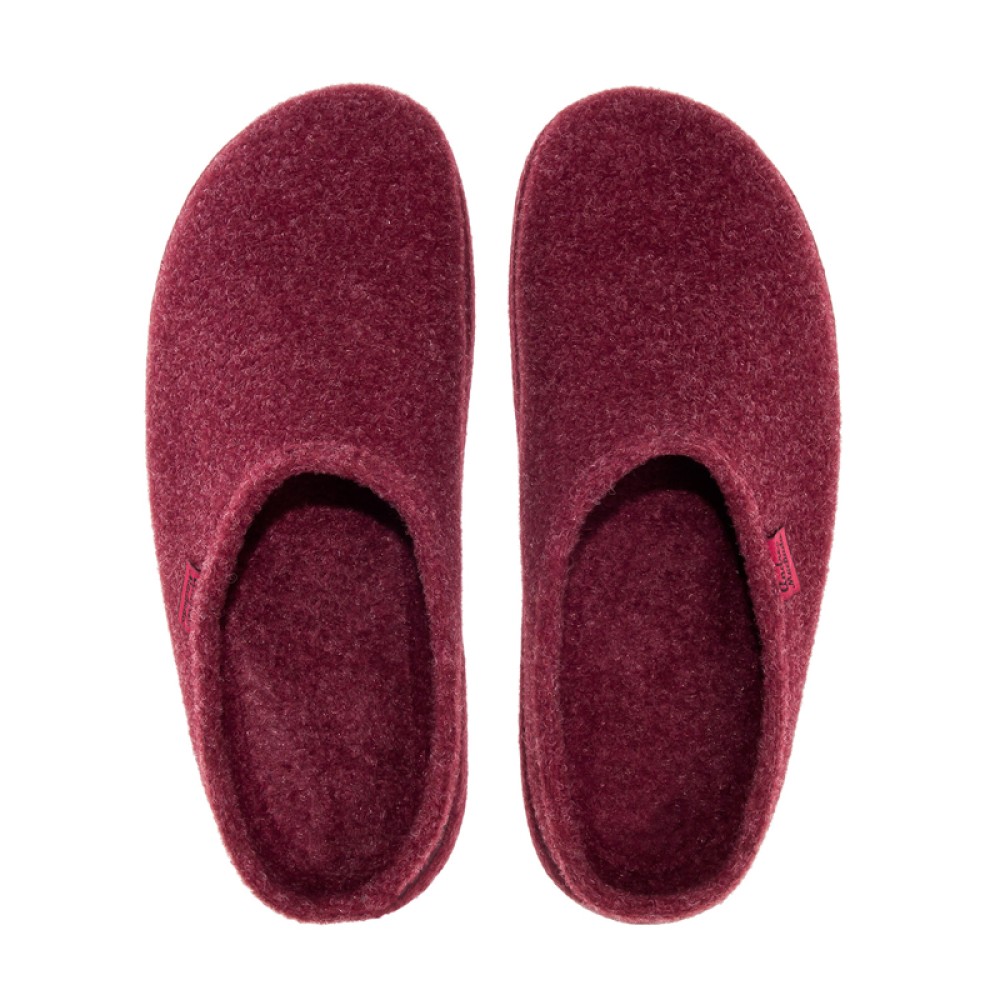 Andres Machado 001-23 Unisex Slipper Burgundy Andres Machado 001-23 Unisex Slipper Burgundy
