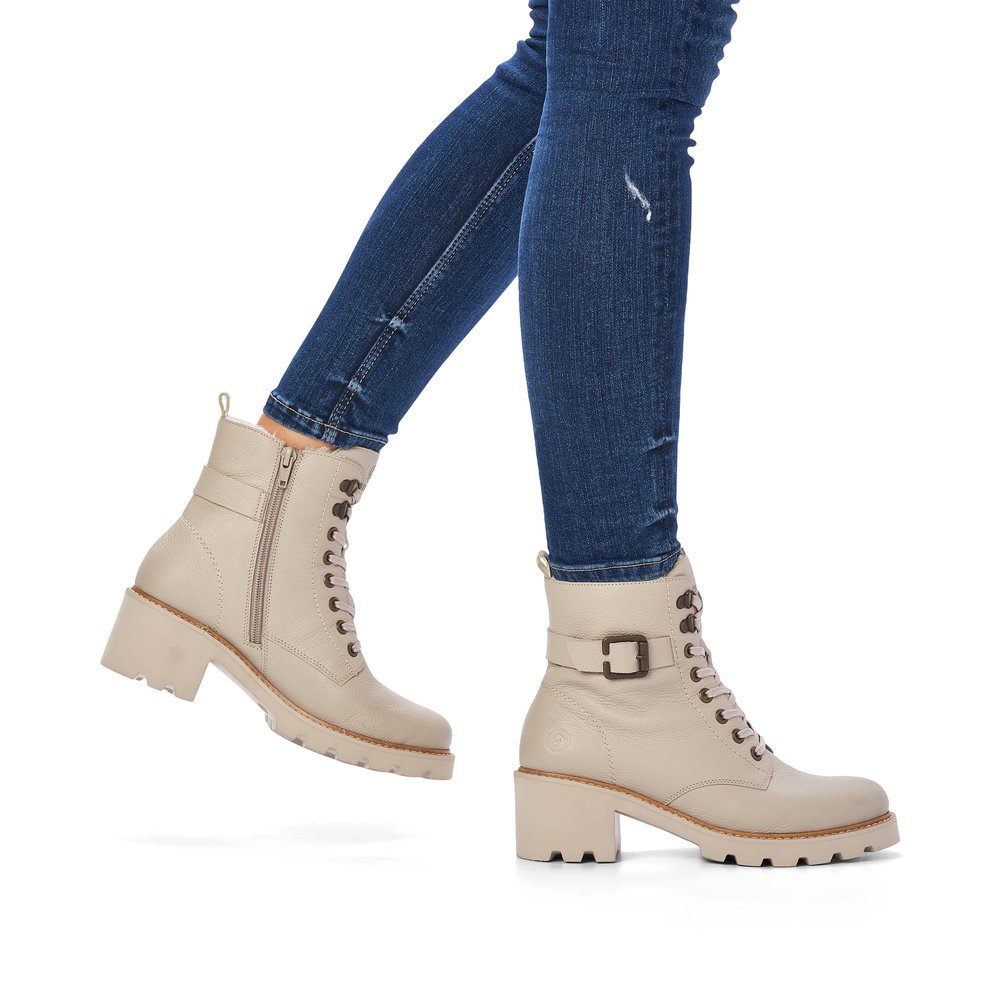 Remonte D0A74-60 Anatomical Leather Ankle Boot Ivory 5.5cm Remonte D0A74-60 Anatomical Leather Ankle Boot Ivory 5.5cm