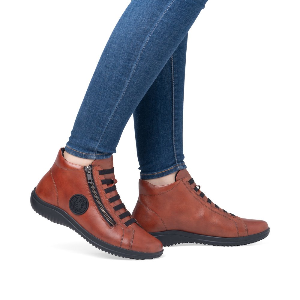 Remonte D1E70-38 Anatomical Ankle Boot Sneaker Red Remonte D1E70-38 Anatomical Ankle Boot Sneaker Red