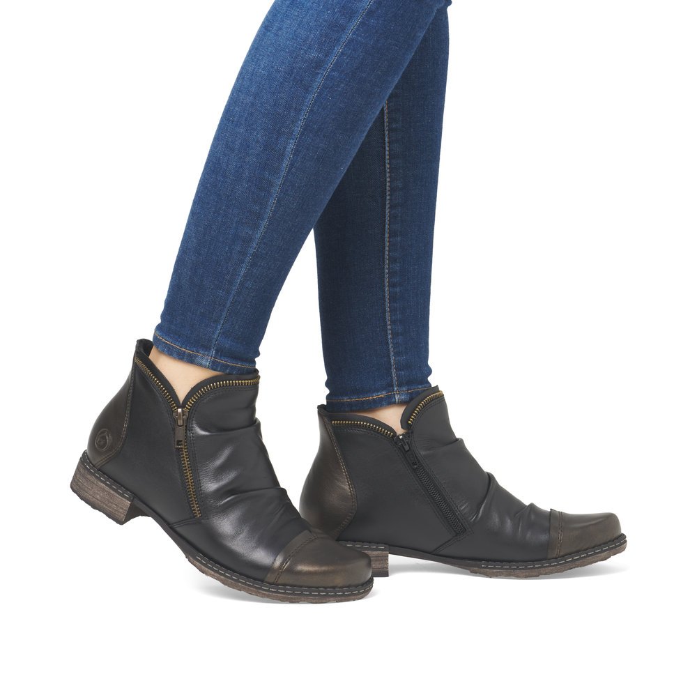 Remonte D4380-03 Anatomic Leather Ankle Boot Black Remonte D4380-03 Anatomic Leather Ankle Boot Black